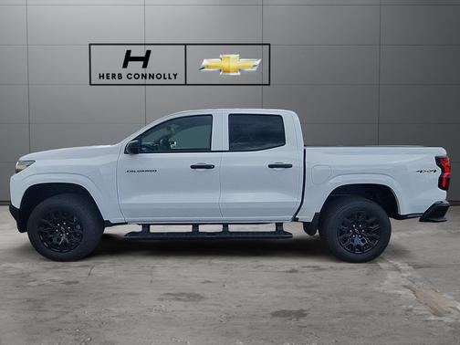 Summit White 2026 Chevrolet Colorado WT