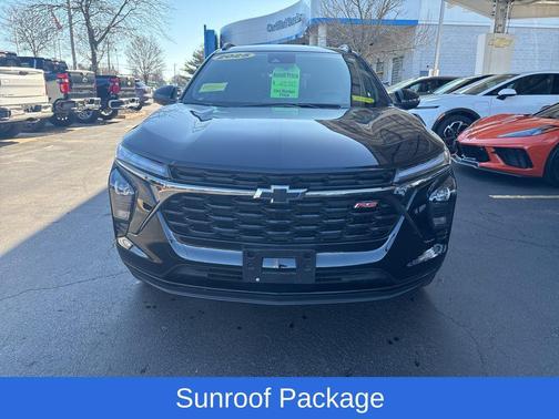 Mosaic Black Metallic 2025 Chevrolet Trax FWD 2RS