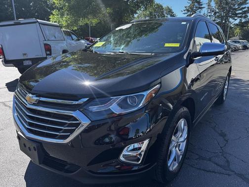 Mosaic Black Metallic 2020 Chevrolet Equinox L