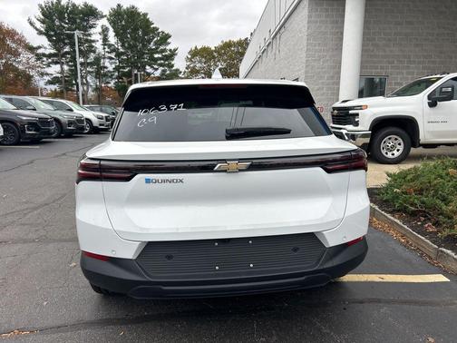2026 Chevrolet Equinox EV LT