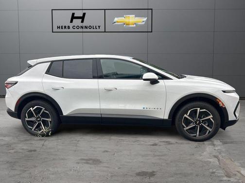 Summit White 2026 Chevrolet Equinox EV LT