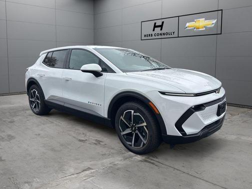 Summit White 2026 Chevrolet Equinox EV LT