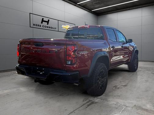 Radiant Red Tintcoat 2026 Chevrolet Colorado Trail Boss