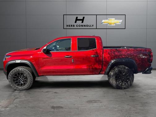 Radiant Red Tintcoat 2026 Chevrolet Colorado Trail Boss