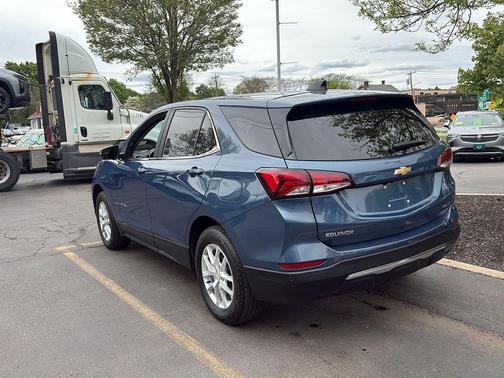 Lakeshore Blue Metallic 2024 Chevrolet Equinox 1LT
