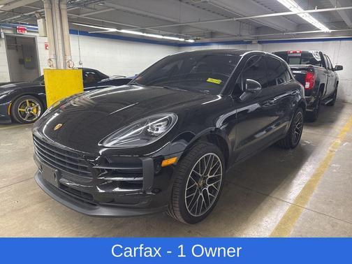 Black 2020 Porsche Macan Macan