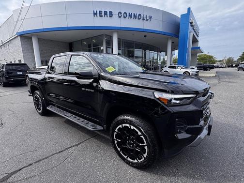 Black 2026 Chevrolet Colorado Z71