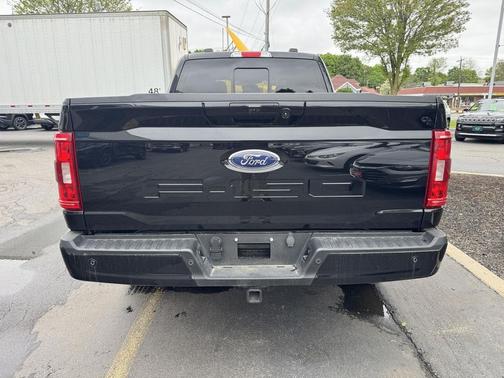 Agate Black Metallic 2023 Ford F-150 XLT
