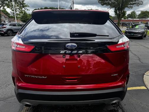Rapid Red Metallic Tinted Clearcoat 2021 Ford Edge Titanium