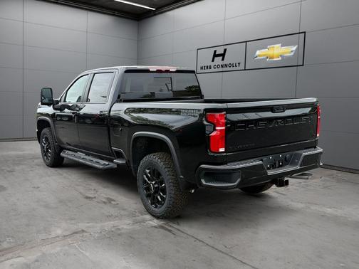 Black 2026 Chevrolet Silverado 2500 LT