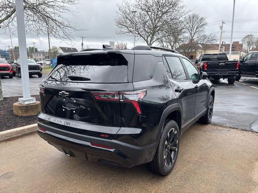 Mosaic Black Metallic 2026 Chevrolet Equinox AWD RS