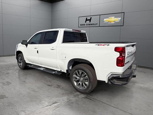 Summit White 2026 Chevrolet Silverado 1500 LT