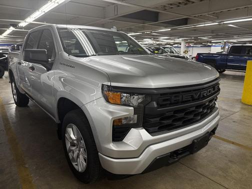 Silver Ice Metallic 2022 Chevrolet Silverado 1500 Custom