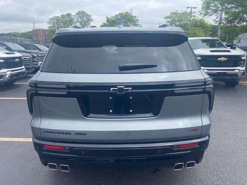 2025 Chevrolet Traverse RS