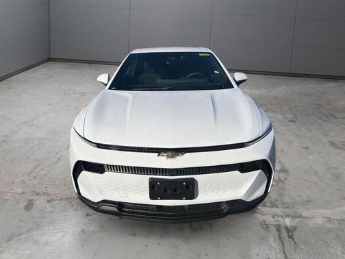 Summit White 2026 Chevrolet Equinox EV LT