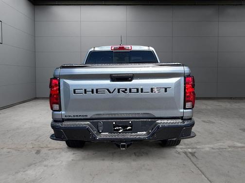 Sterling Gray Metallic 2026 Chevrolet Colorado WT