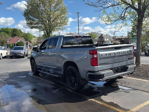 Sterling Gray Metallic 2023 Chevrolet Silverado 1500 High Country