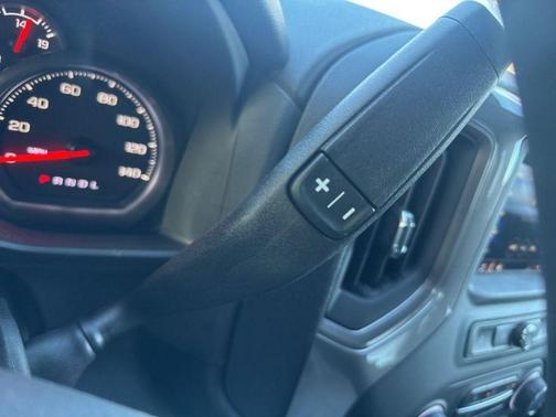 Black 2026 Chevrolet Silverado 2500 Custom