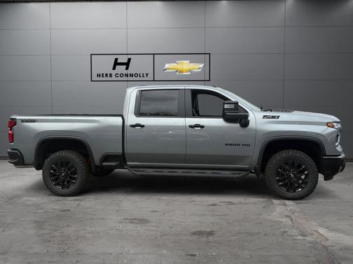 Sterling Gray Metallic 2026 Chevrolet Silverado 2500 LT