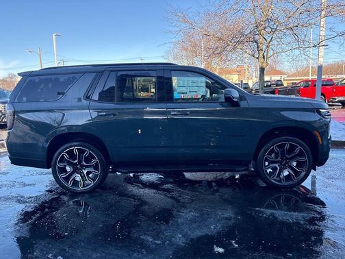 2026 Chevrolet Tahoe 4WD RST