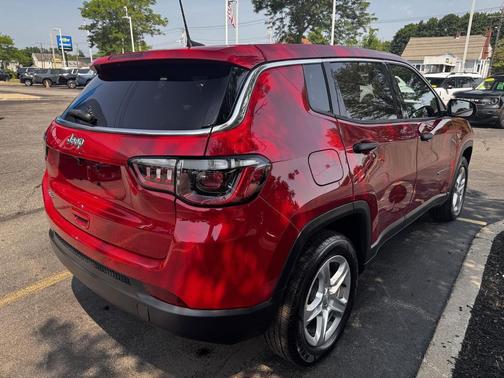 Redline Pearlcoat 2023 Jeep Compass Sport