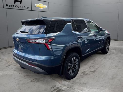 Lakeshore Blue Metallic 2026 Chevrolet Equinox 1LT