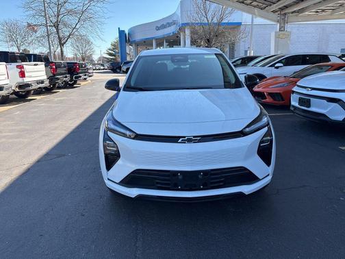 Summit White 2027 Chevrolet Bolt LT FWD