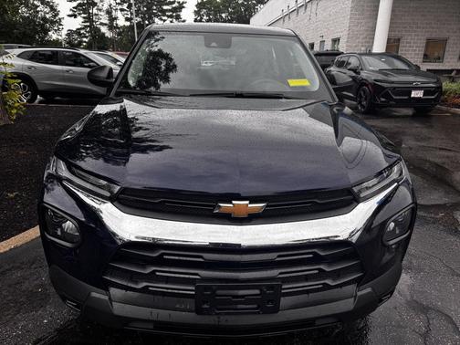 Midnight Blue Metallic 2021 Chevrolet Trailblazer LS