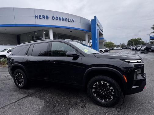 Mosaic Black Metallic 2025 Chevrolet Traverse AWD Z71