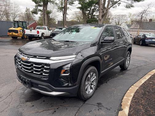 Mosaic Black Metallic 2026 Chevrolet Equinox 1LT