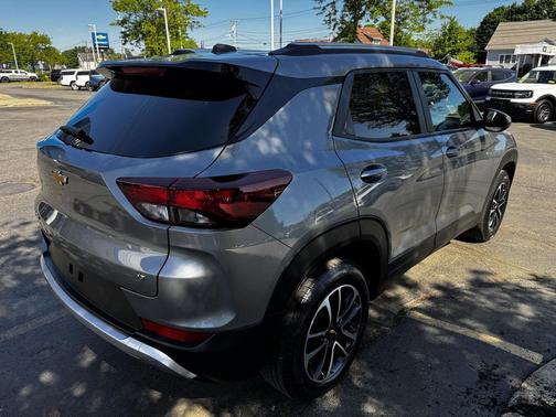 Sterling Gray Metallic 2025 Chevrolet Trailblazer LT