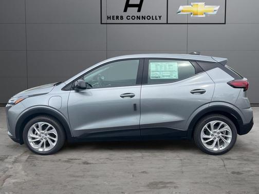Sterling Gray Metallic 2027 Chevrolet Bolt LT FWD