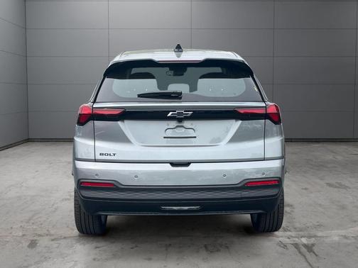 Sterling Gray Metallic 2027 Chevrolet Bolt LT FWD