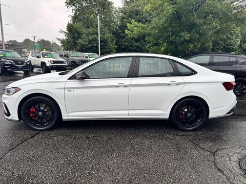 WHITE 2025 Volkswagen Jetta GLI 2.0T Autobahn