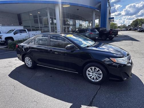 Attitude Black Metallic 2014 Toyota Camry L