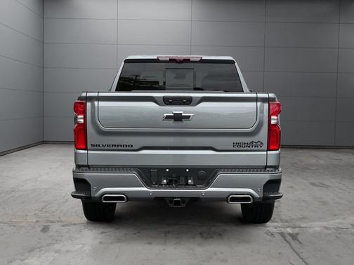 Sterling Gray Metallic 2026 Chevrolet Silverado 1500 High Country