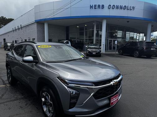 Sterling Gray Metallic 2026 Chevrolet Trax LT