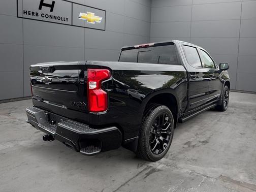 Black 2026 Chevrolet Silverado 1500 High Country