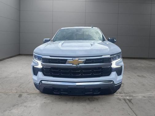 Summit White 2026 Chevrolet Silverado 1500 LT