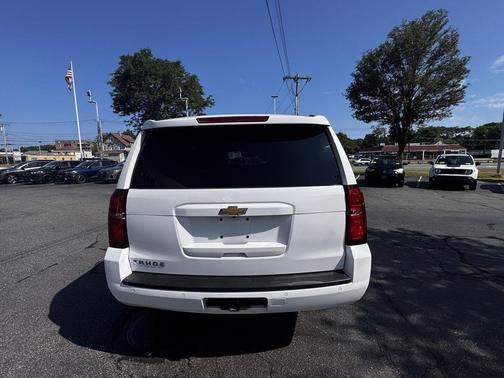 Summit White 2017 Chevrolet Tahoe LT