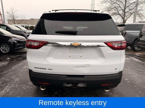 Summit White 2019 Chevrolet Traverse LT Cloth