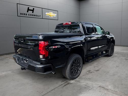 Black 2026 Chevrolet Colorado WT