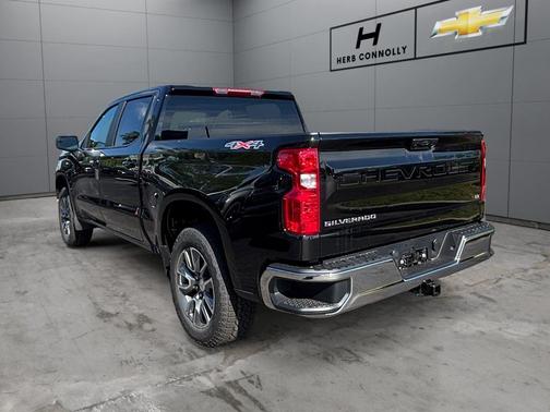 Black 2026 Chevrolet Silverado 1500 LT