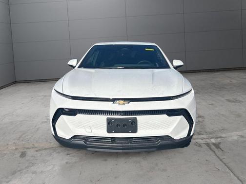 Summit White 2026 Chevrolet Equinox EV LT