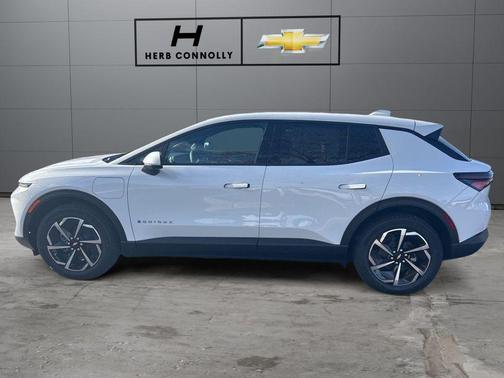 Summit White 2026 Chevrolet Equinox EV LT