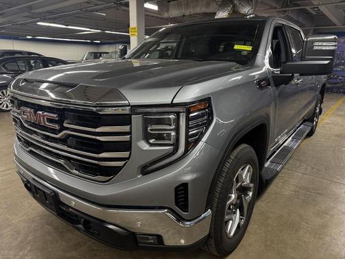 Sterling Metallic 2026 GMC Sierra 1500 SLT