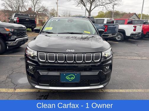 Diamond Black Crystal Pearlcoat 2022 Jeep Compass Limited