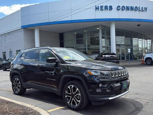 Diamond Black Crystal Pearlcoat 2022 Jeep Compass Limited