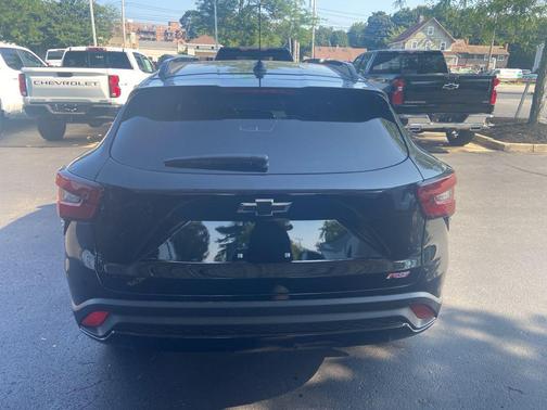 2025 Chevrolet Trax FWD 2RS