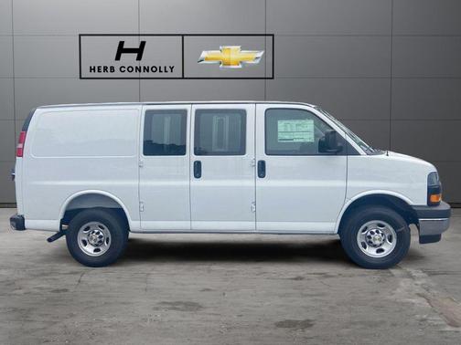 2025 Chevrolet Express 2500 Work Van